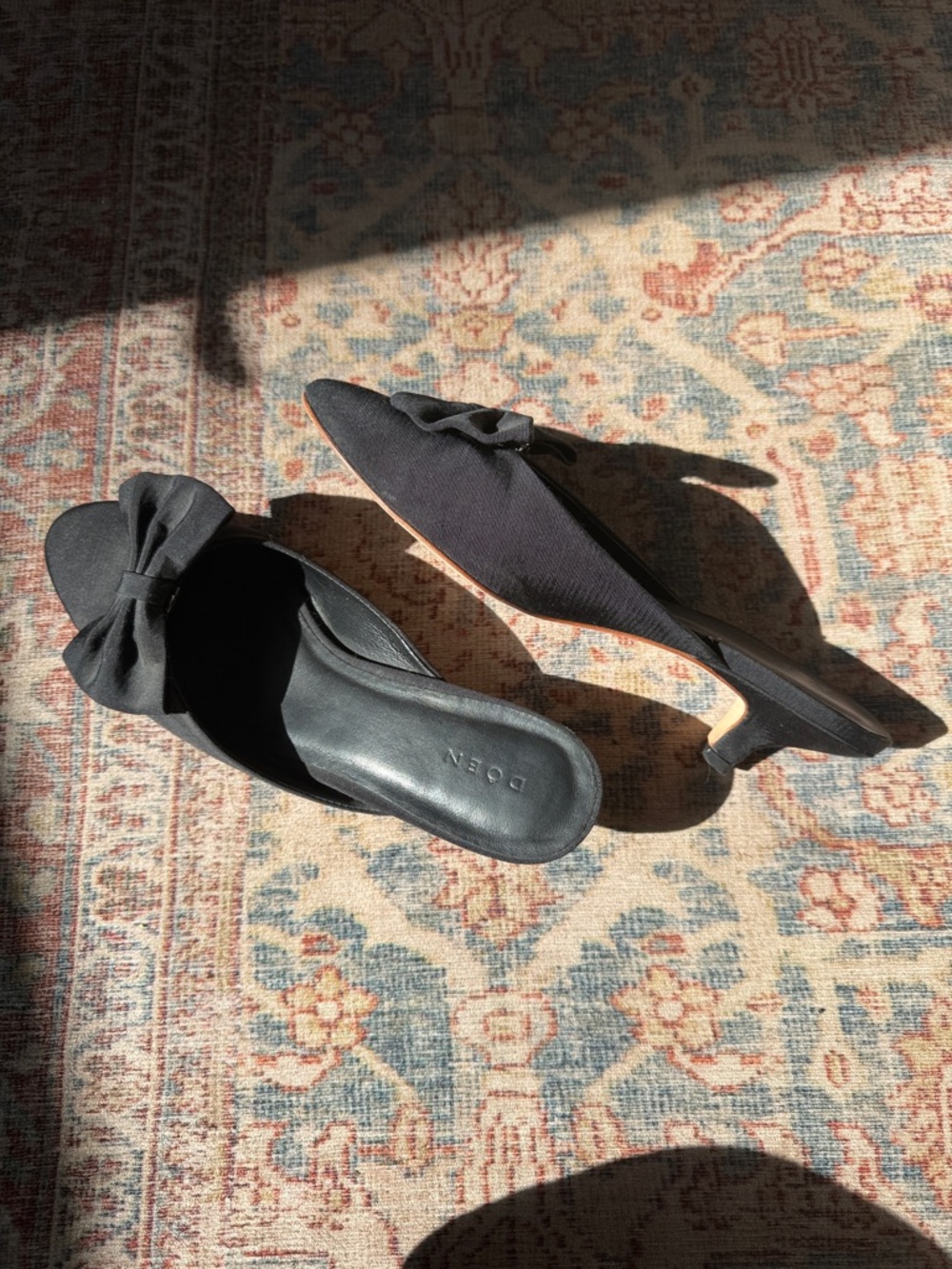 Black Bow Pointed-Toe Kitten Heel Mules